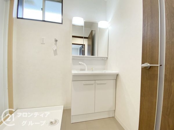 宇治市五ケ庄広岡谷の中古一戸建て