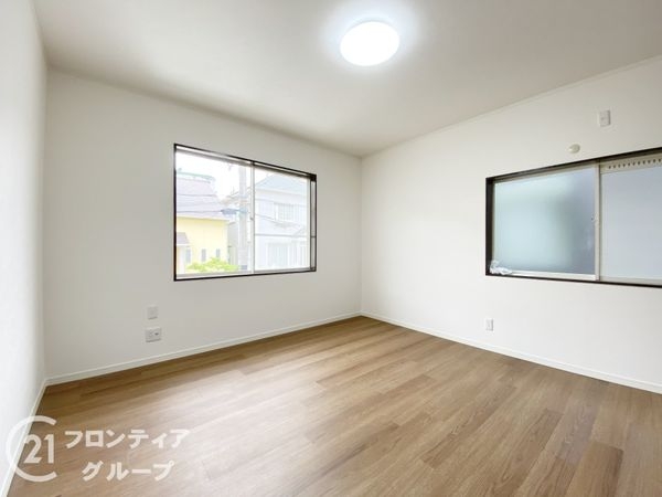 宇治市五ケ庄広岡谷の中古一戸建て