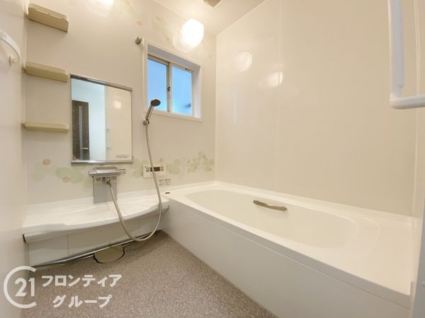 宇治市五ケ庄広岡谷　中古一戸建て