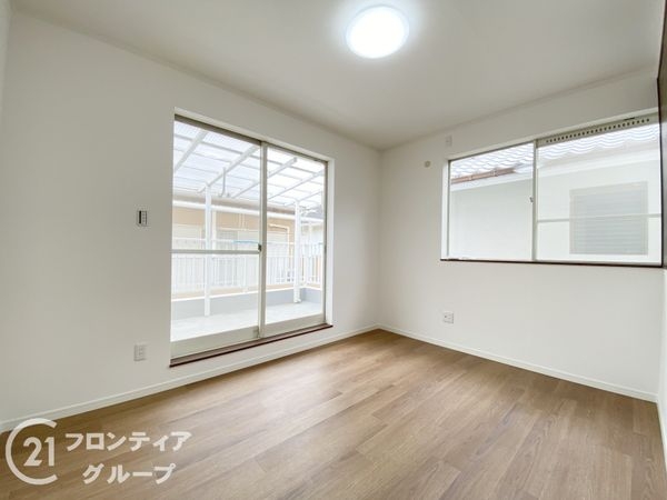 宇治市五ケ庄広岡谷の中古一戸建て