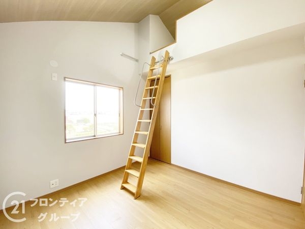 京都市伏見区羽束師菱川町の中古一戸建て