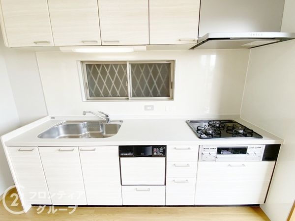 京都市伏見区羽束師菱川町　中古一戸建て