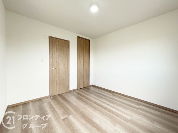 京都市伏見区納所岸ノ下　新築一戸建て