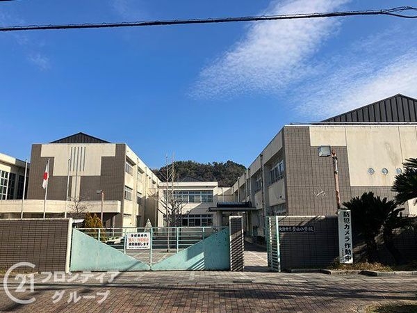 大津市青山2丁目の中古一戸建て(大津市立青山小学校)