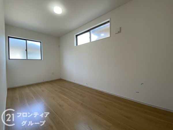 京都市伏見区向島津田町　新築一戸建て