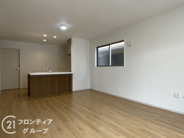 京都市伏見区向島津田町　新築一戸建て