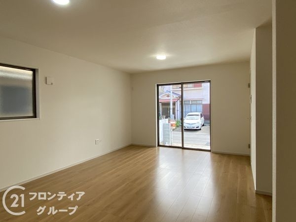 京都市伏見区向島津田町　新築一戸建て