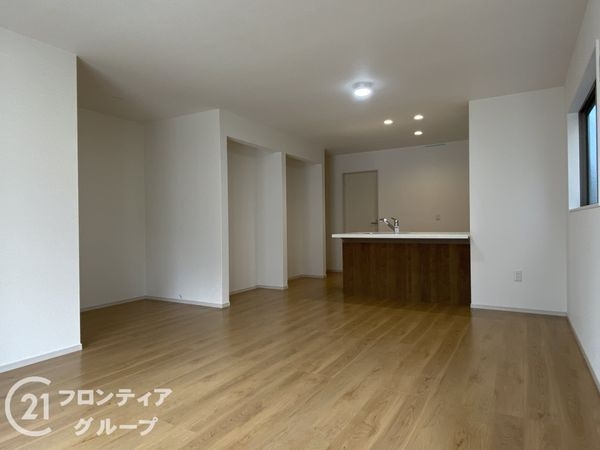 京都市伏見区向島津田町　新築一戸建て