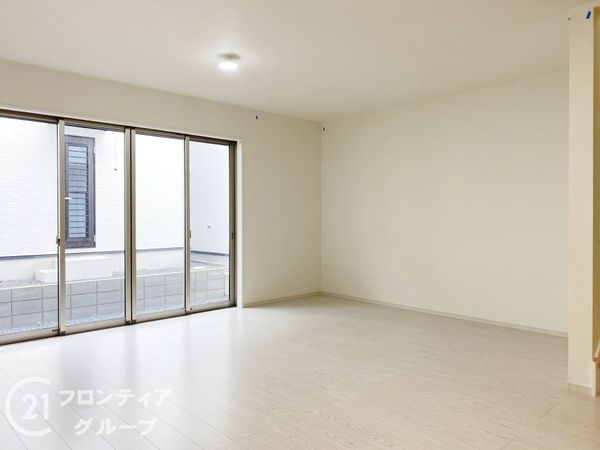 京都市伏見区桃山町正宗　新築一戸建て　１期　2号棟