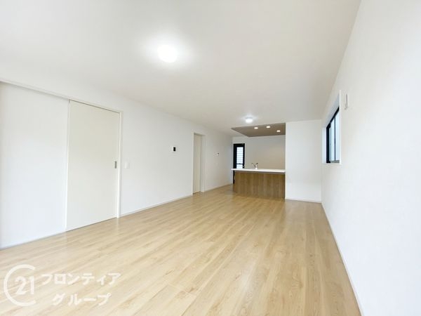 京都市伏見区桃山町正宗　新築一戸建て　１期　６号棟