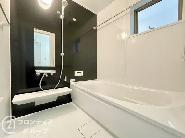 宇治市伊勢田町南遊田　新築一戸建て　２期　３号棟