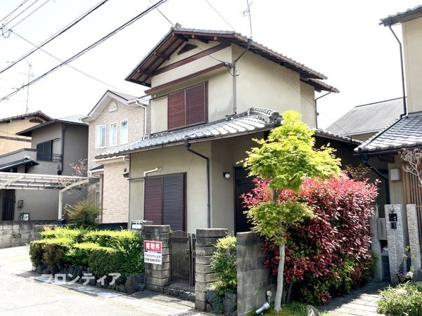 城陽市寺田西ノ口の中古一戸建て