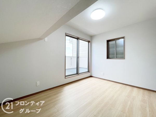 京都市伏見区淀美豆町　新築一戸建て