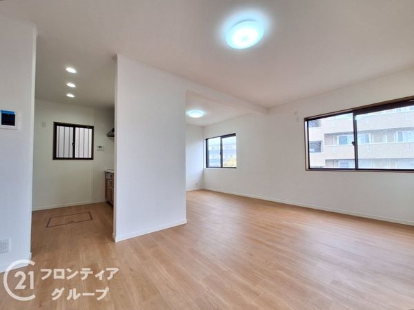 大津市大萱７丁目の中古一戸建て