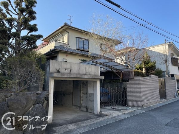 城陽市久世下大谷の中古一戸建て