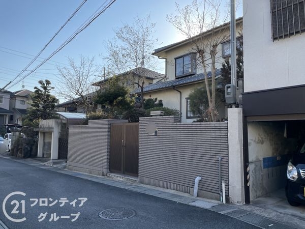 城陽市久世下大谷の中古一戸建て