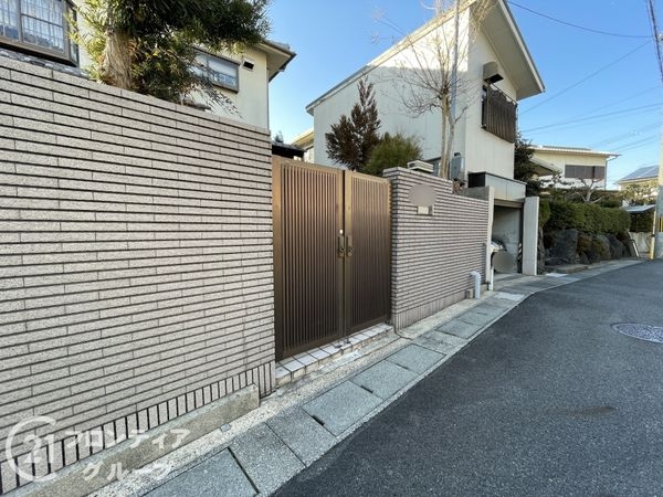 城陽市久世下大谷　中古一戸建て