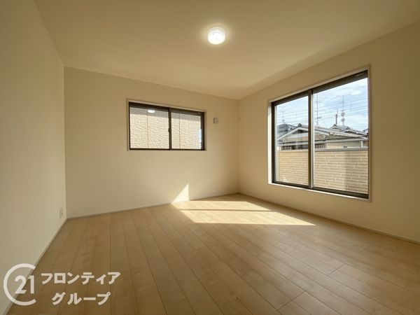 宇治市伊勢田町南遊田　新築一戸建て　全１区画
