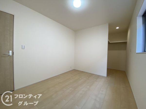 宇治市伊勢田町南遊田　新築一戸建て　全１区画