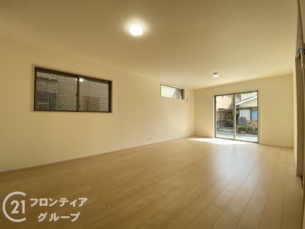 宇治市伊勢田町南遊田　新築一戸建て　全１区画