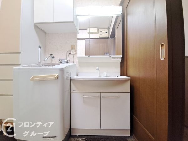 宇治市木幡平尾の中古一戸建て(洗面台・洗面所)