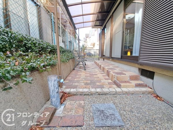 宇治市木幡平尾の中古一戸建て(庭)