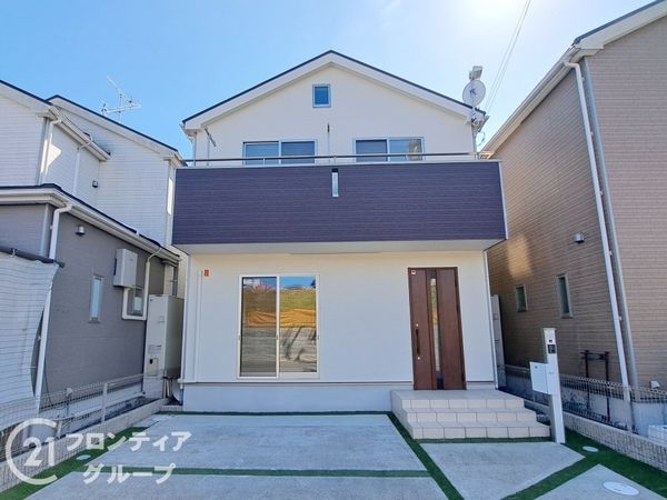 八幡市八幡科手　中古一戸建て