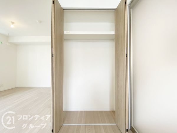 イーグルコート伏見桃山 中古マンション(収納)