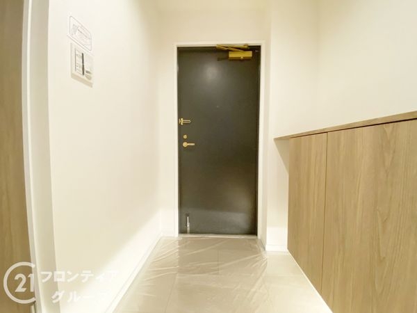 イーグルコート伏見桃山 中古マンション(玄関)
