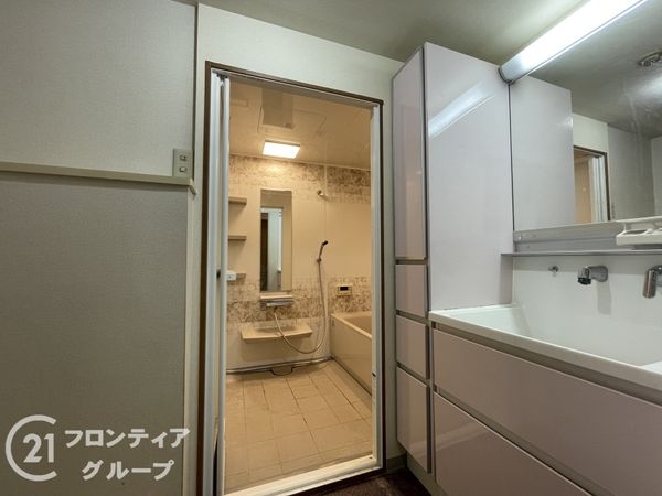 グランデュール鴨川３番館　中古マンション