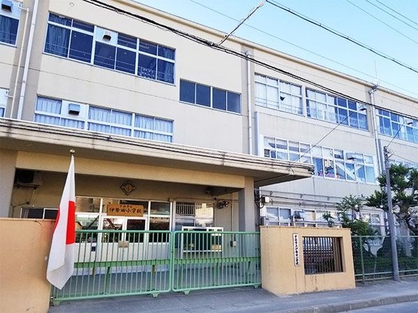 宇治市伊勢田町毛語の土地(宇治市立伊勢田小学校)