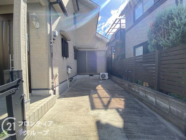 城陽市久世上大谷の中古一戸建て