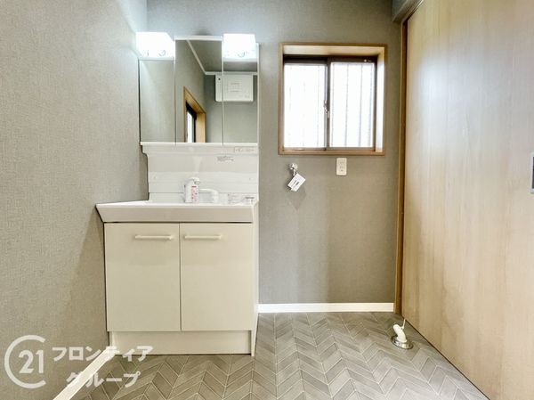 城陽市久世上大谷の中古一戸建て