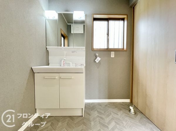 城陽市久世上大谷の中古一戸建て