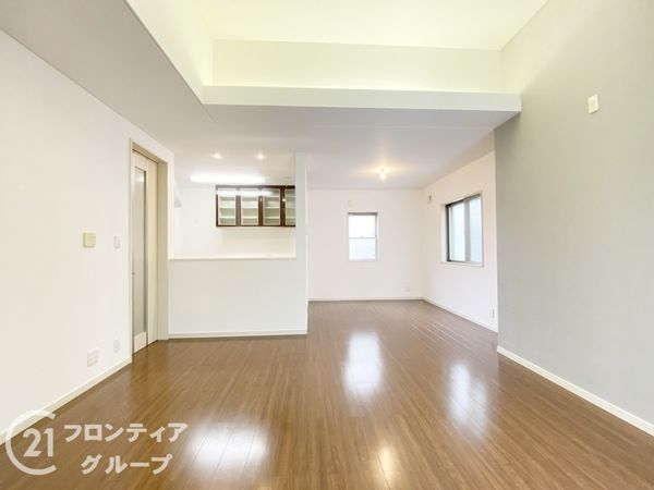 八幡市八幡山田　中古戸建て