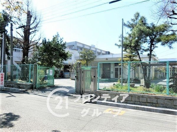 京田辺市草内五ノ坪の土地(京田辺市立草内小学校)