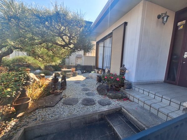 大津市萱野浦の中古一戸建て