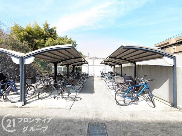 シャリエ大津皇子が丘　中古マンション