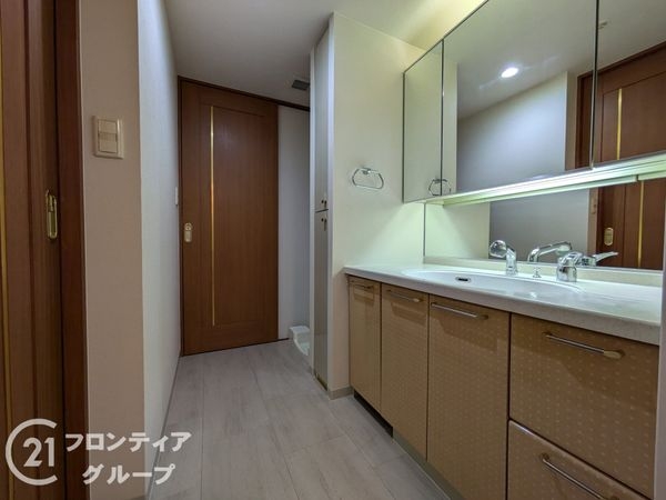 シャリエ大津皇子が丘　中古マンション