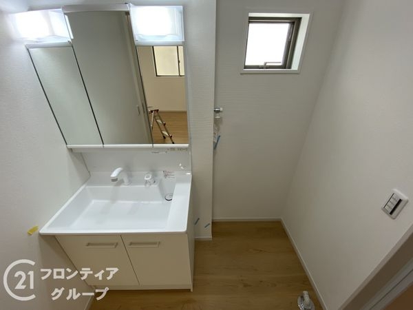 向日市鶏冠井町沢ノ西　新築一戸建て　１期　１号棟