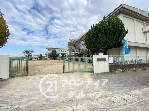 久世郡久御山町林垣内の中古一戸建て(久御山町立東角小学校)