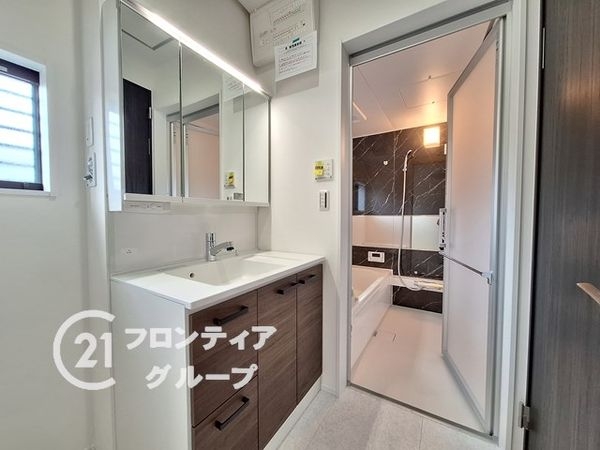 大津市下阪本２丁目の中古一戸建て