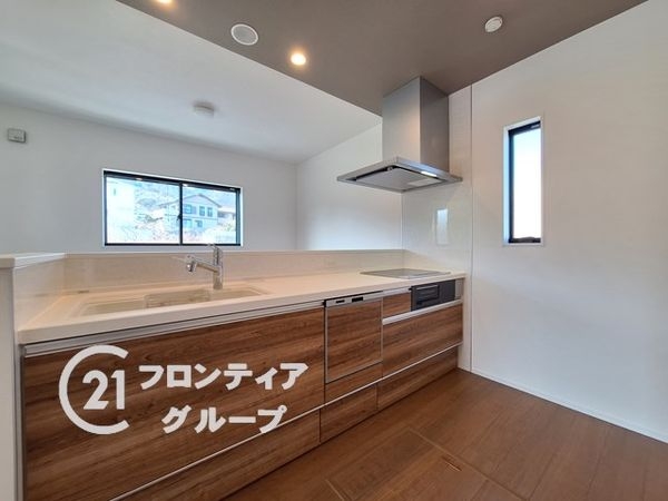 大津市下阪本２丁目の中古一戸建て