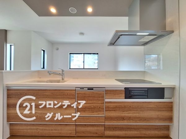 大津市下阪本２丁目の中古一戸建て