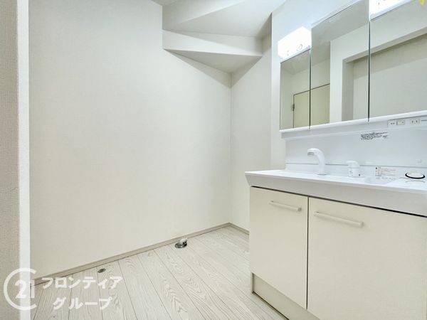 京田辺市河原神谷 新築一戸建て 1期 9号地(洗面台・洗面所)