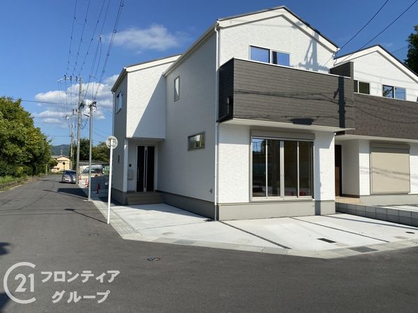 京田辺市河原神谷　新築一戸建て　1期　８号地