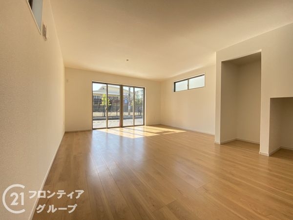 京田辺市河原神谷　新築一戸建て　1期　８号地
