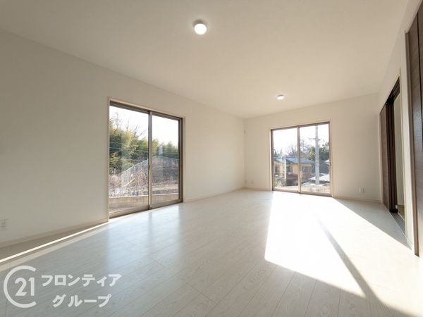 大津市神領２丁目　新築一戸建て