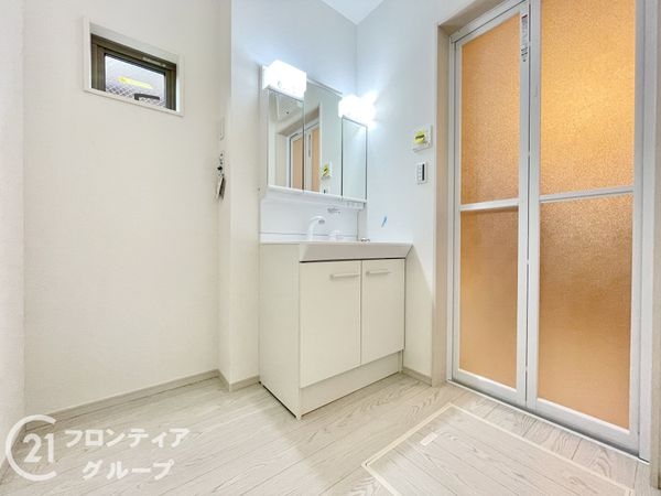 宇治市小倉町南浦 新築一戸建て 1期 全1区画(洗面台・洗面所)