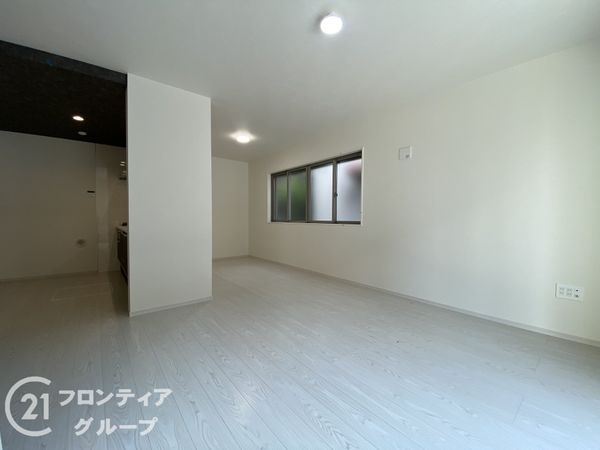宇治市小倉町南浦　新築一戸建て　４期　全１区画